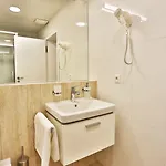 Apartment Vip *